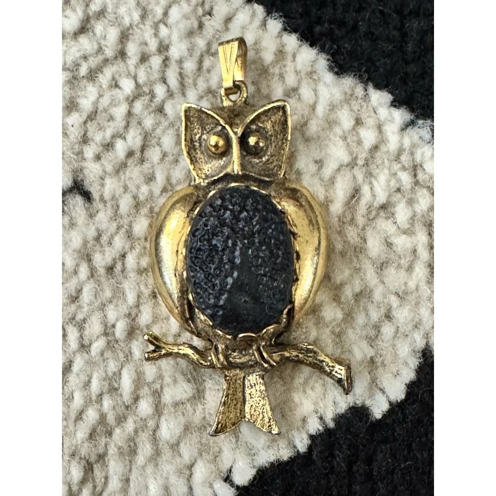 Owl Pendant Gold Tone with Black Onyx‎ Vintage